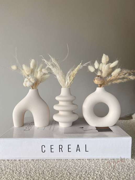 Vases & Sculptures